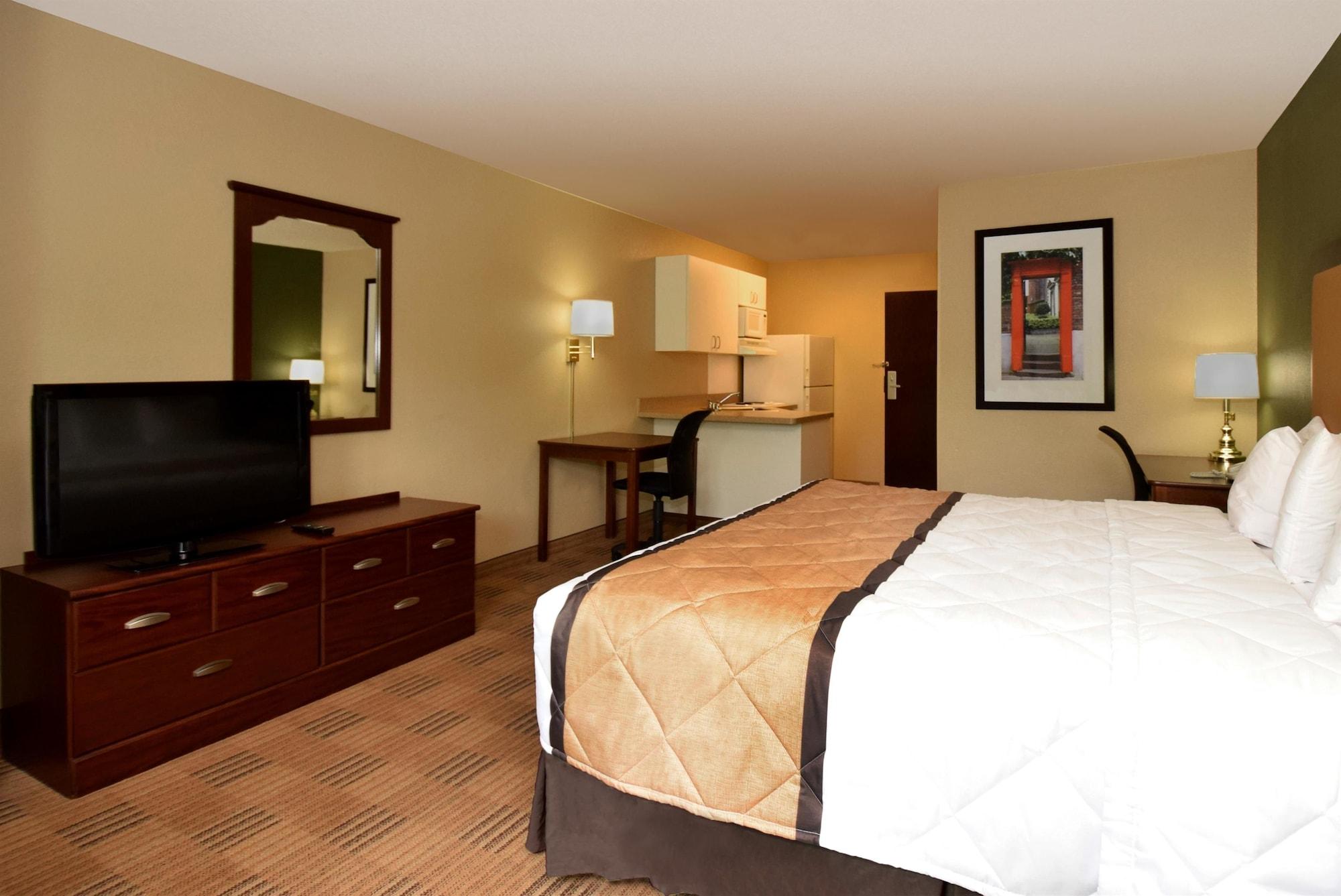 เอ็กซ์เทนด์ สเตย์ อเมริกา แคนซัสซิตี้ เซาท์ Hotel ภายนอก รูปภาพ
