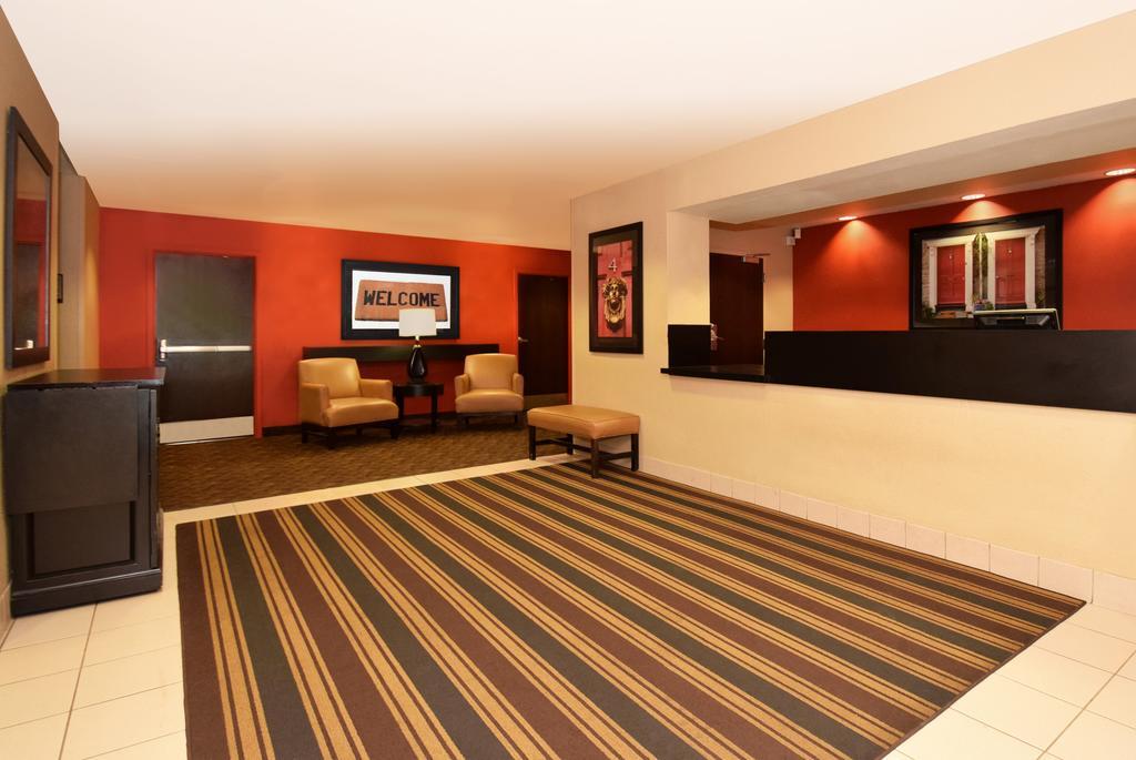เอ็กซ์เทนด์ สเตย์ อเมริกา แคนซัสซิตี้ เซาท์ Hotel ภายนอก รูปภาพ